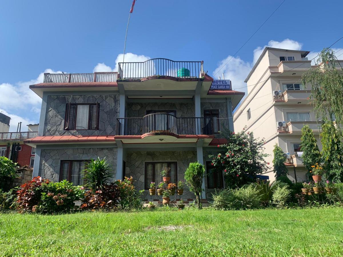Hotel Peace Ganga Inn Pokhara Exterior foto